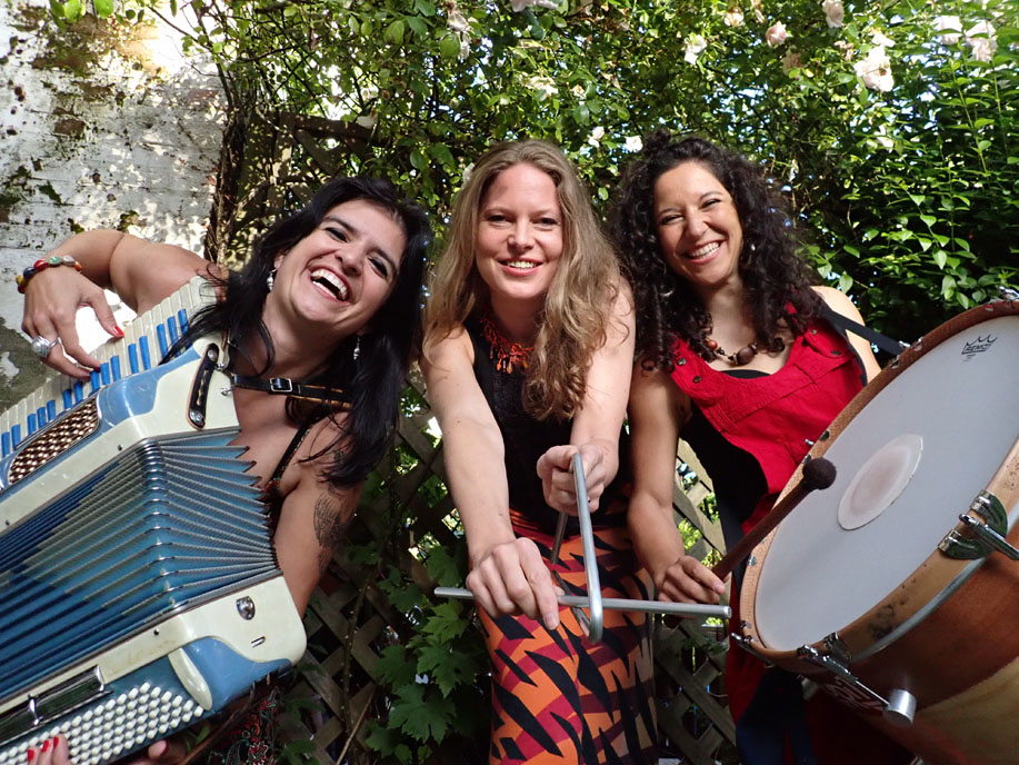 Delft Jazz | Clube Brasil | Trio Forró das Flores & Os Gringos do Samba - Afbeelding 2